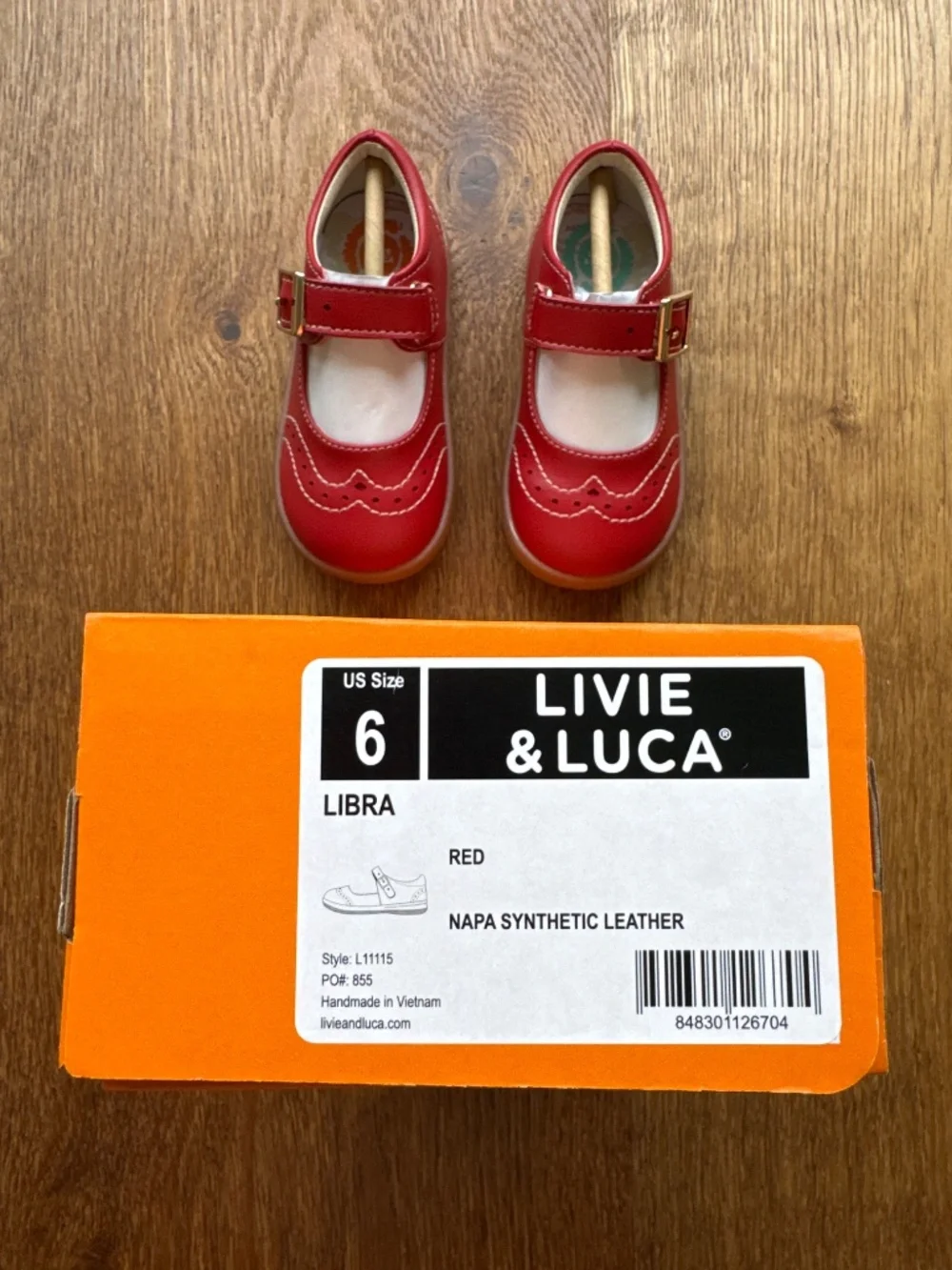 Livie & Luca adorable red
